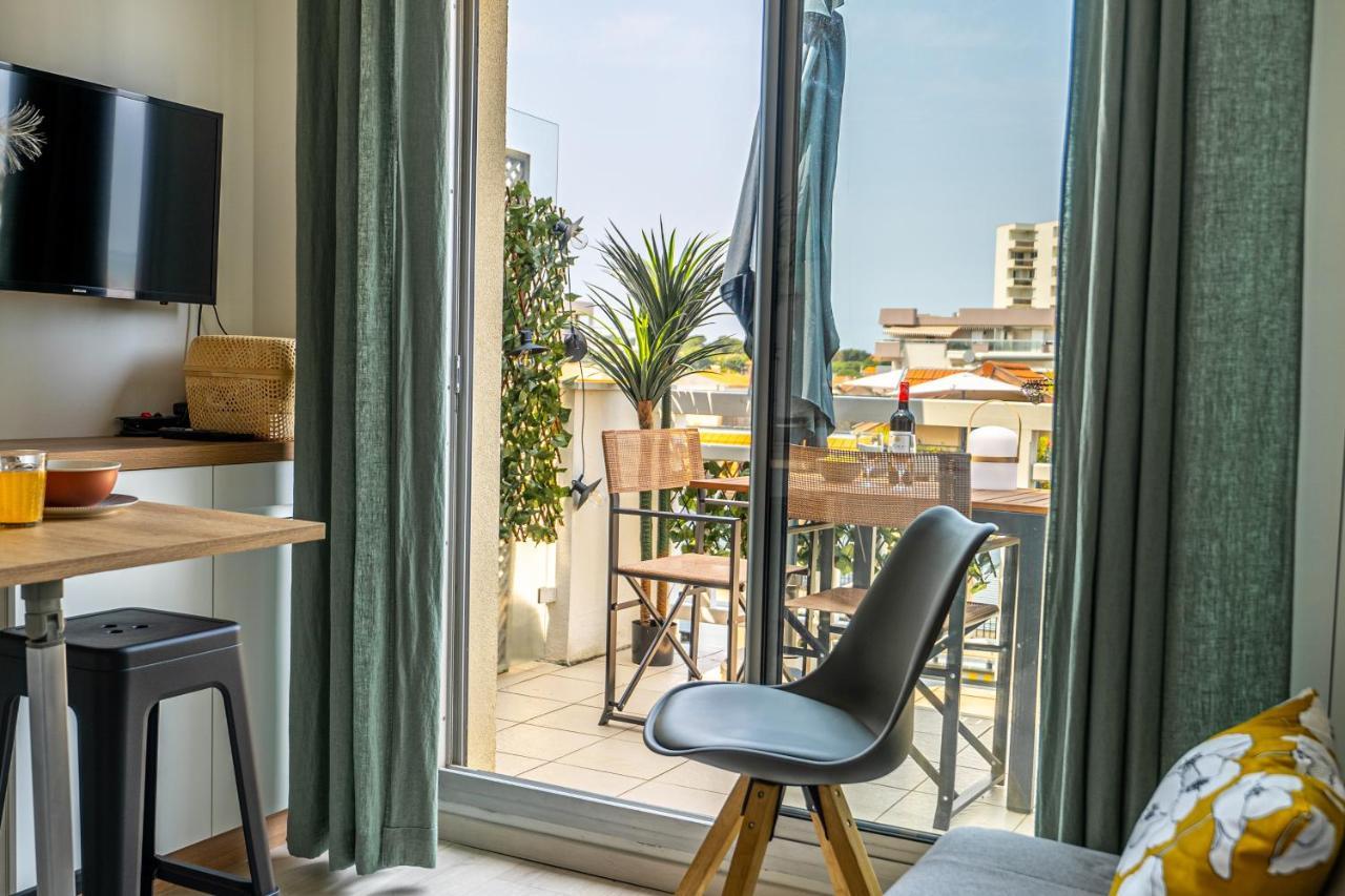 Piton Des Neiges - Nid Douillet Terrasse Vue Port Apartment Arcachon Exterior photo
