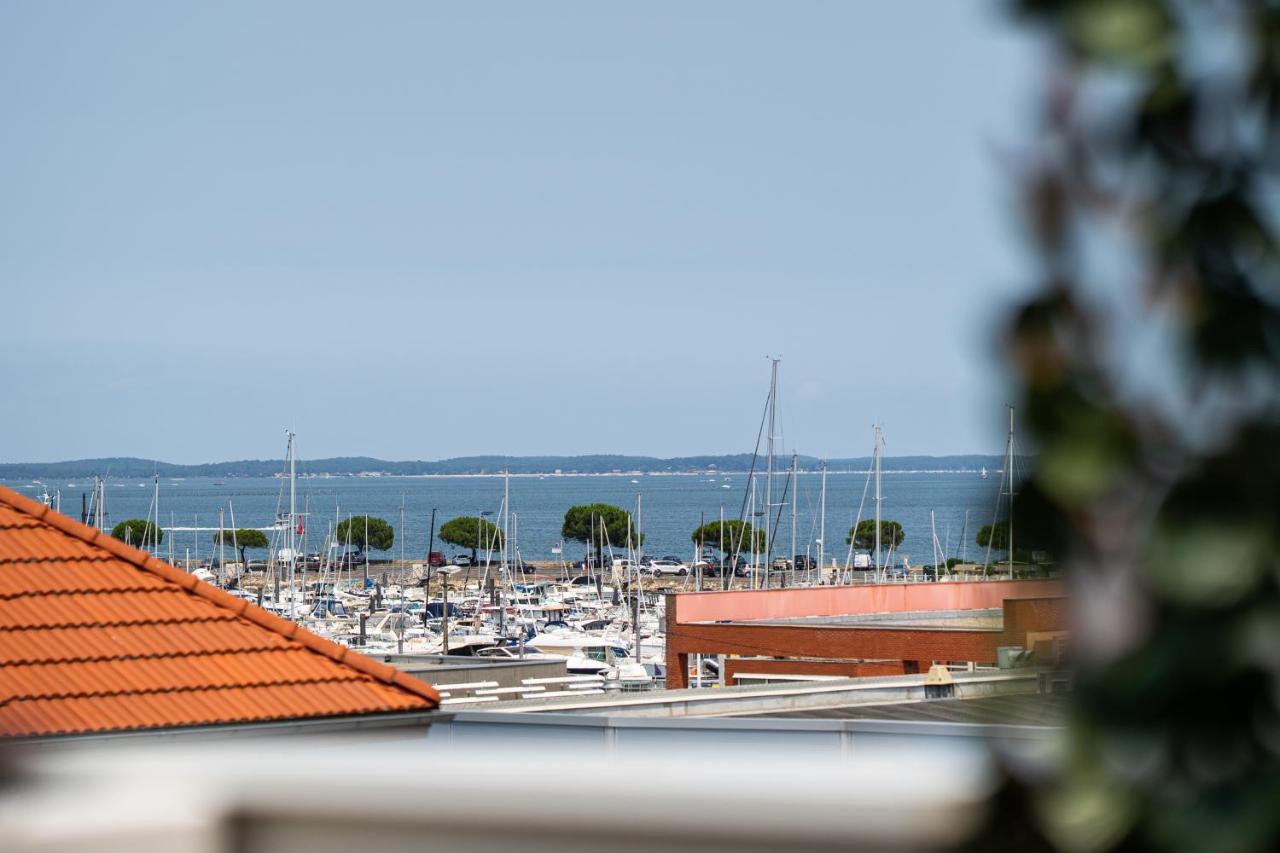 Piton Des Neiges - Nid Douillet Terrasse Vue Port Apartment Arcachon Exterior photo